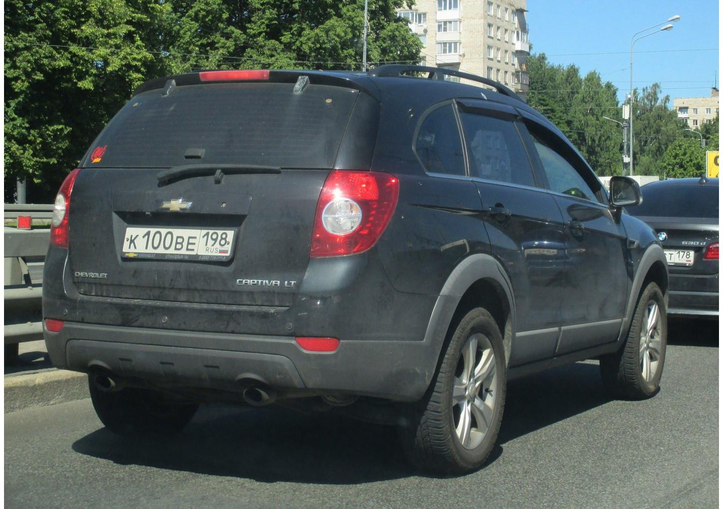 Автомобиль госномер К100ВЕ198