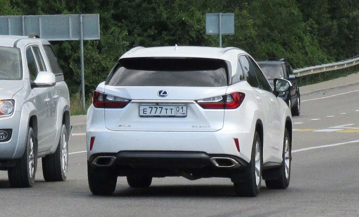 Автомобиль госномер Е777ТТ01