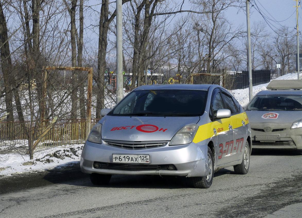 Автомобиль госномер Р619АХ125