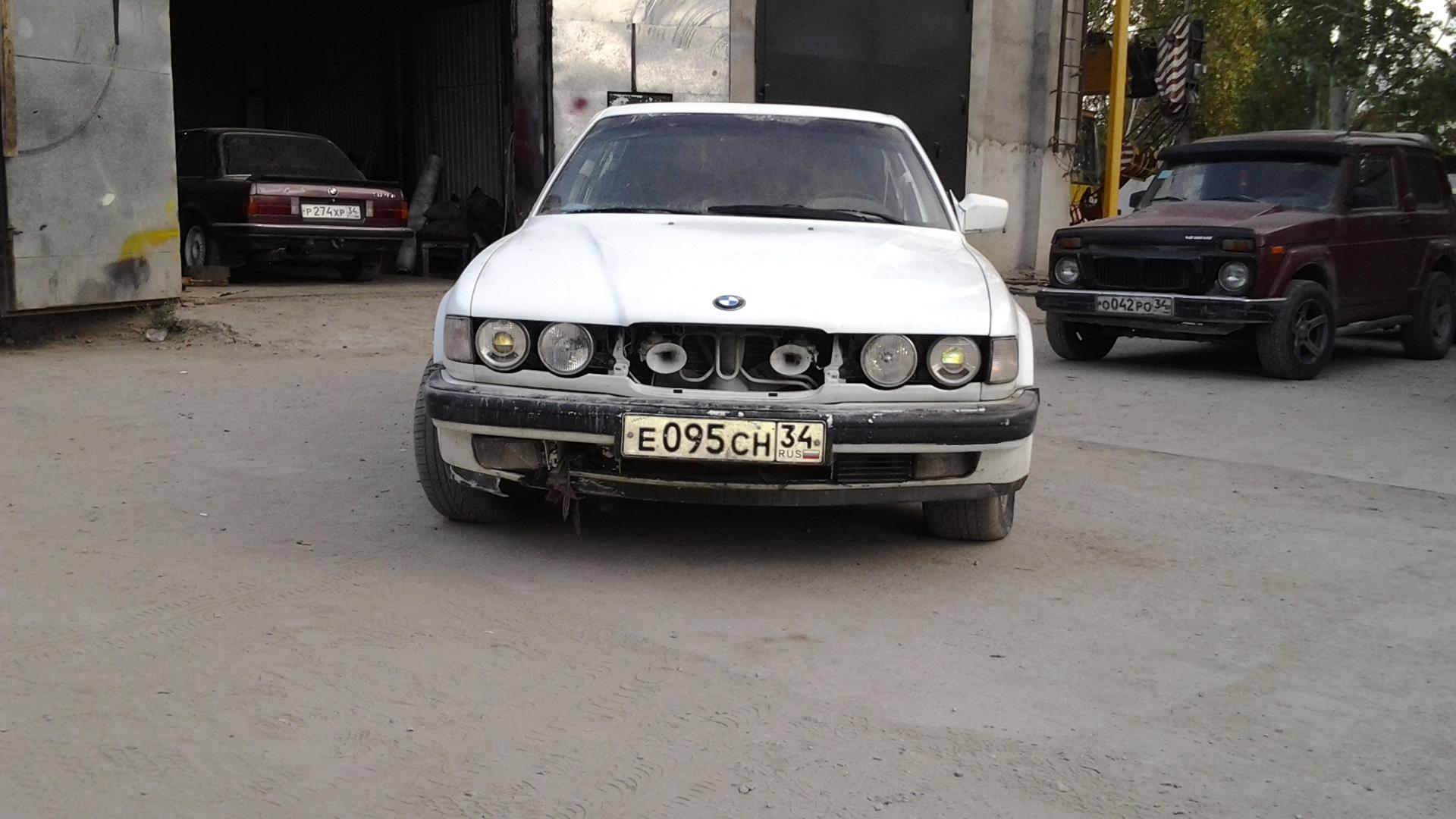 Автомобиль госномер Е095СН34
