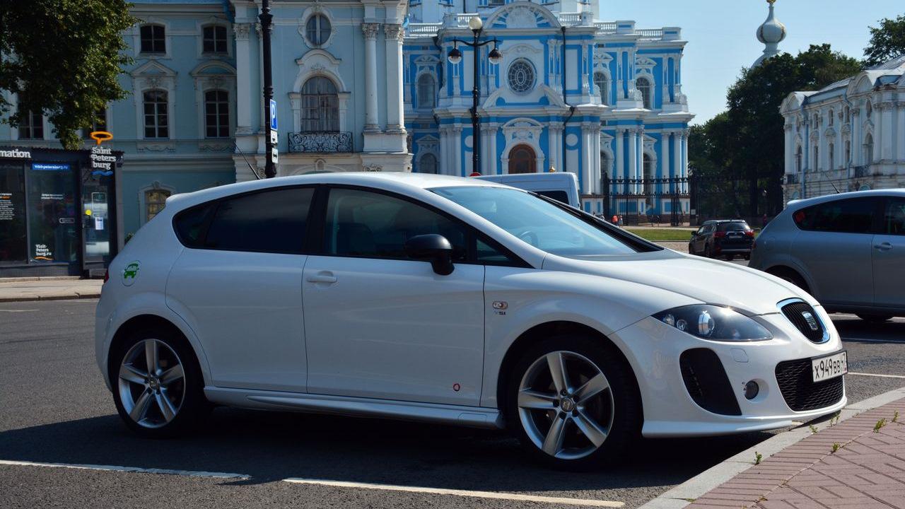 Автомобиль госномер Х949ВВ34