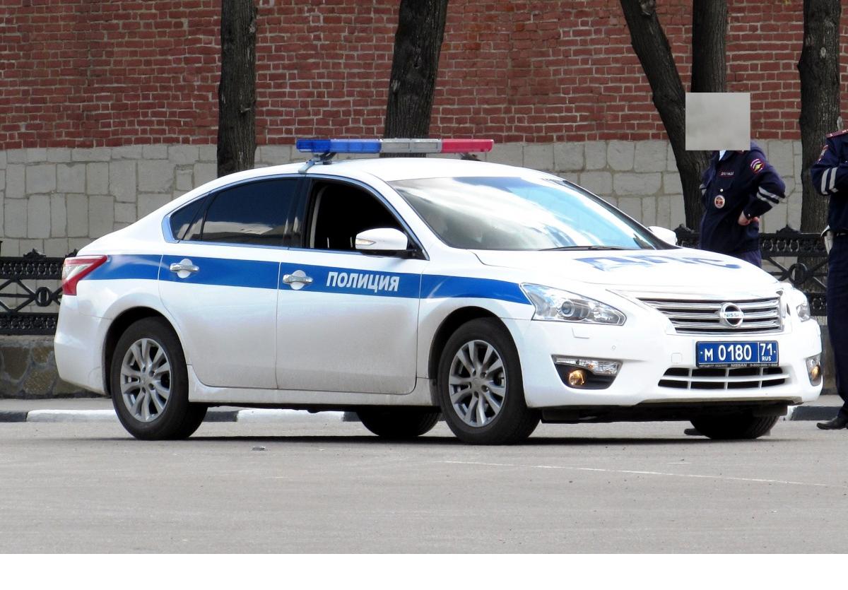 Автомобиль госномер М018071