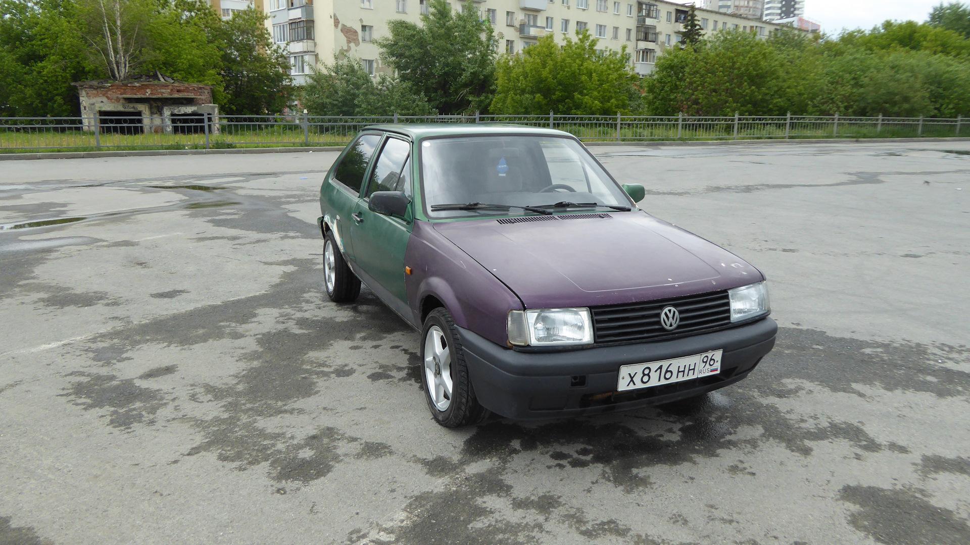 Автомобиль госномер Х816НН96