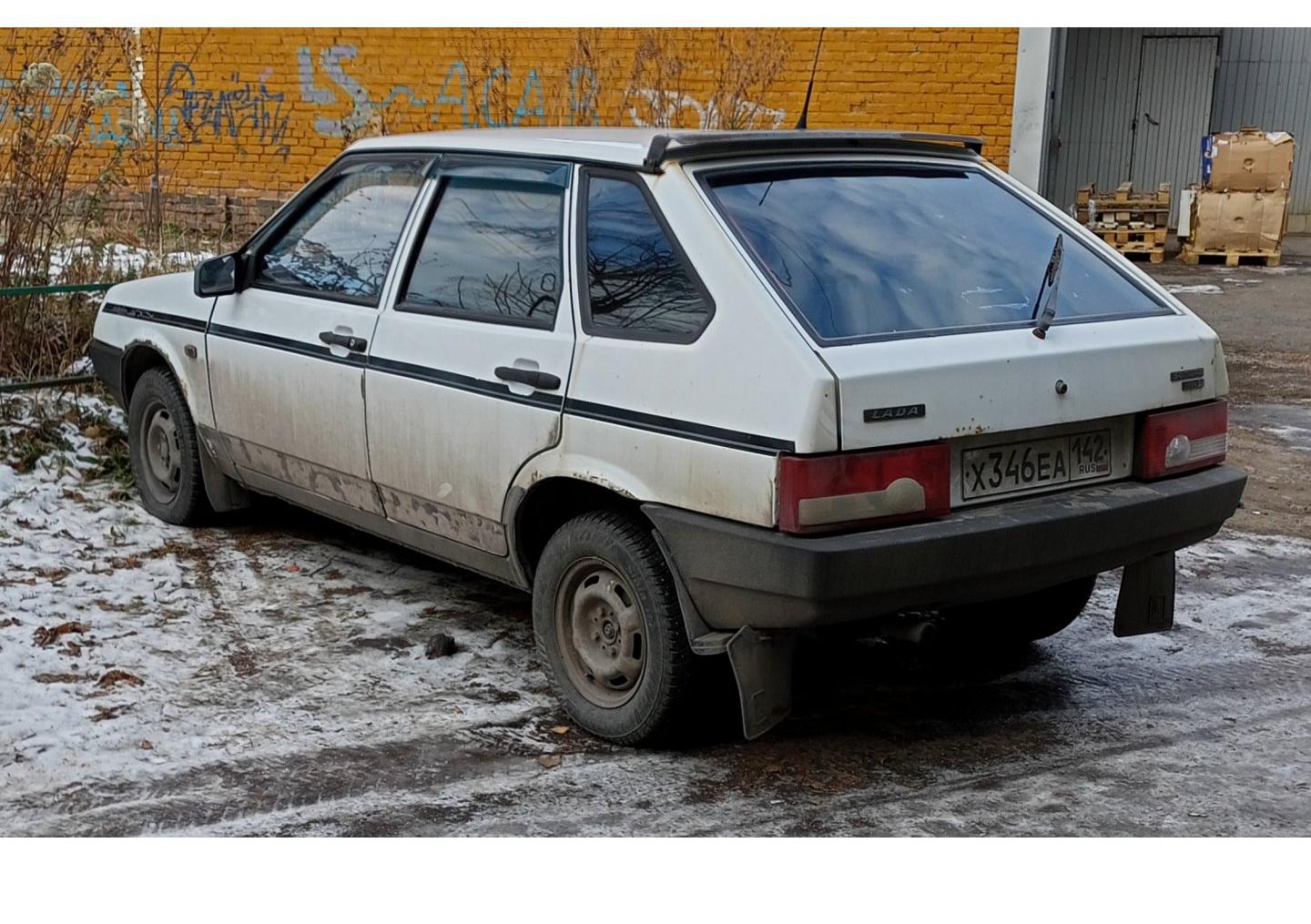 Автомобиль госномер Х346ЕА142