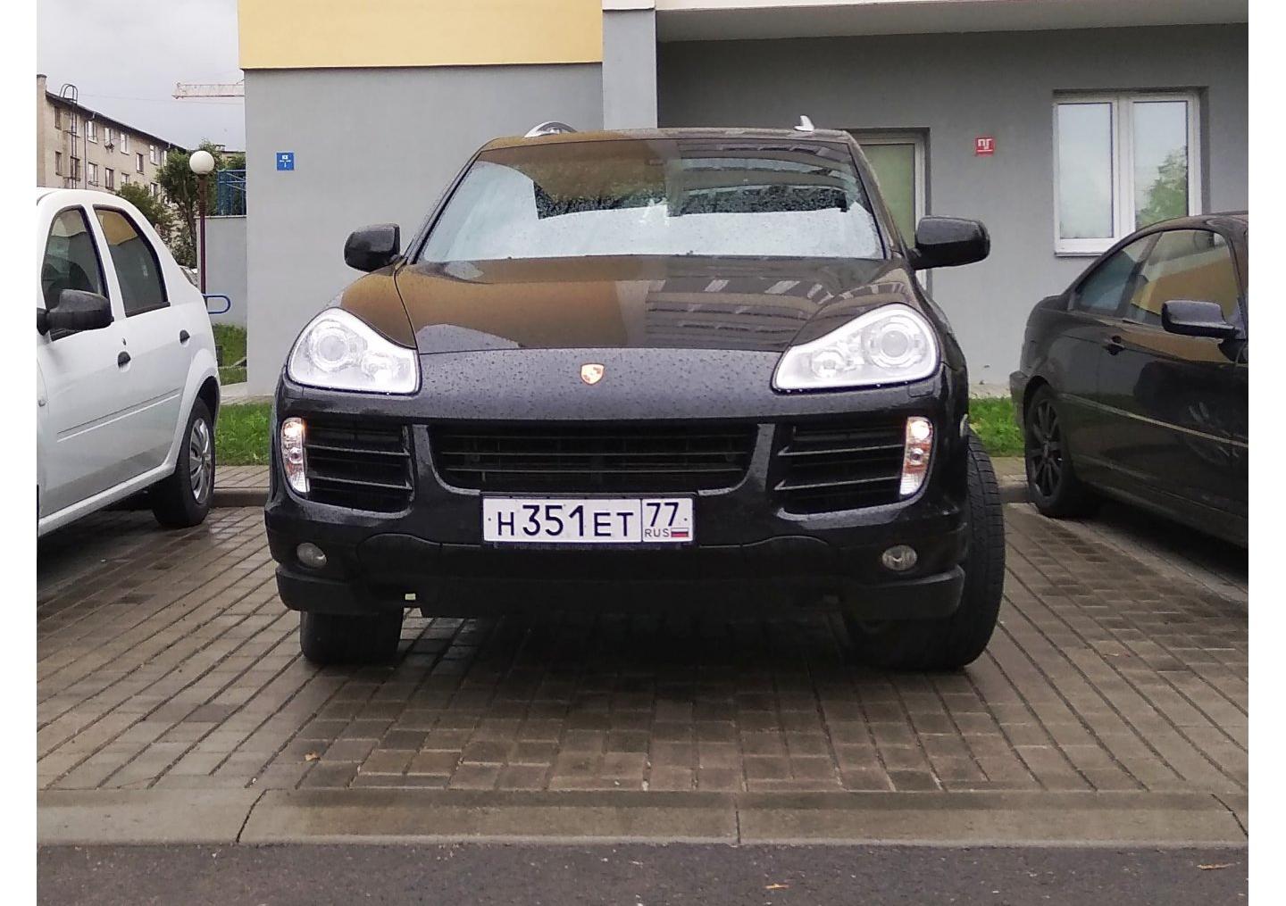 Автомобиль госномер Н351ЕТ77
