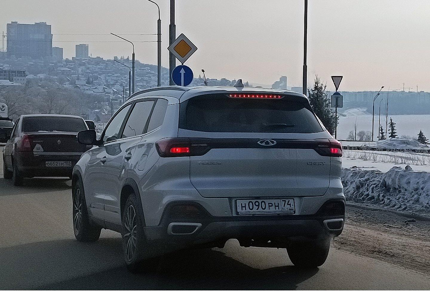 Автомобиль госномер Н090РН74