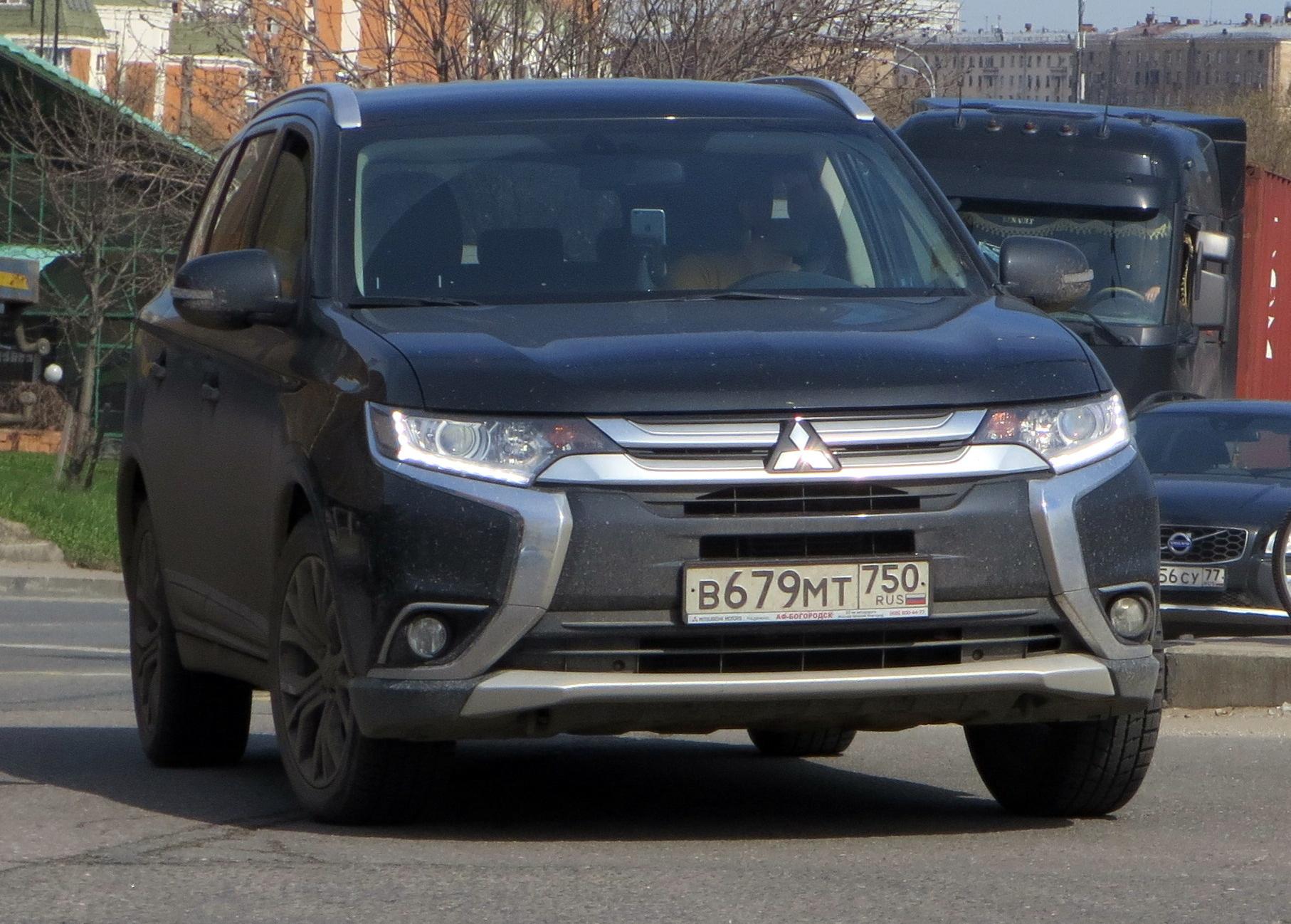 Автомобиль госномер В679МТ750