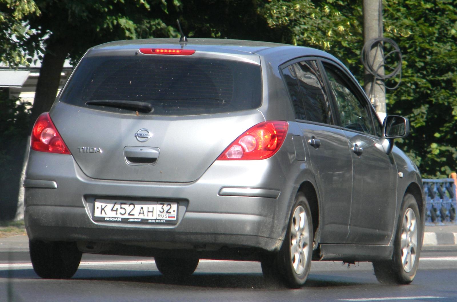 Автомобиль госномер К452АН32