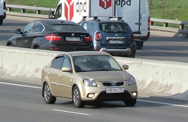 Автомобиль госномер У061АР197