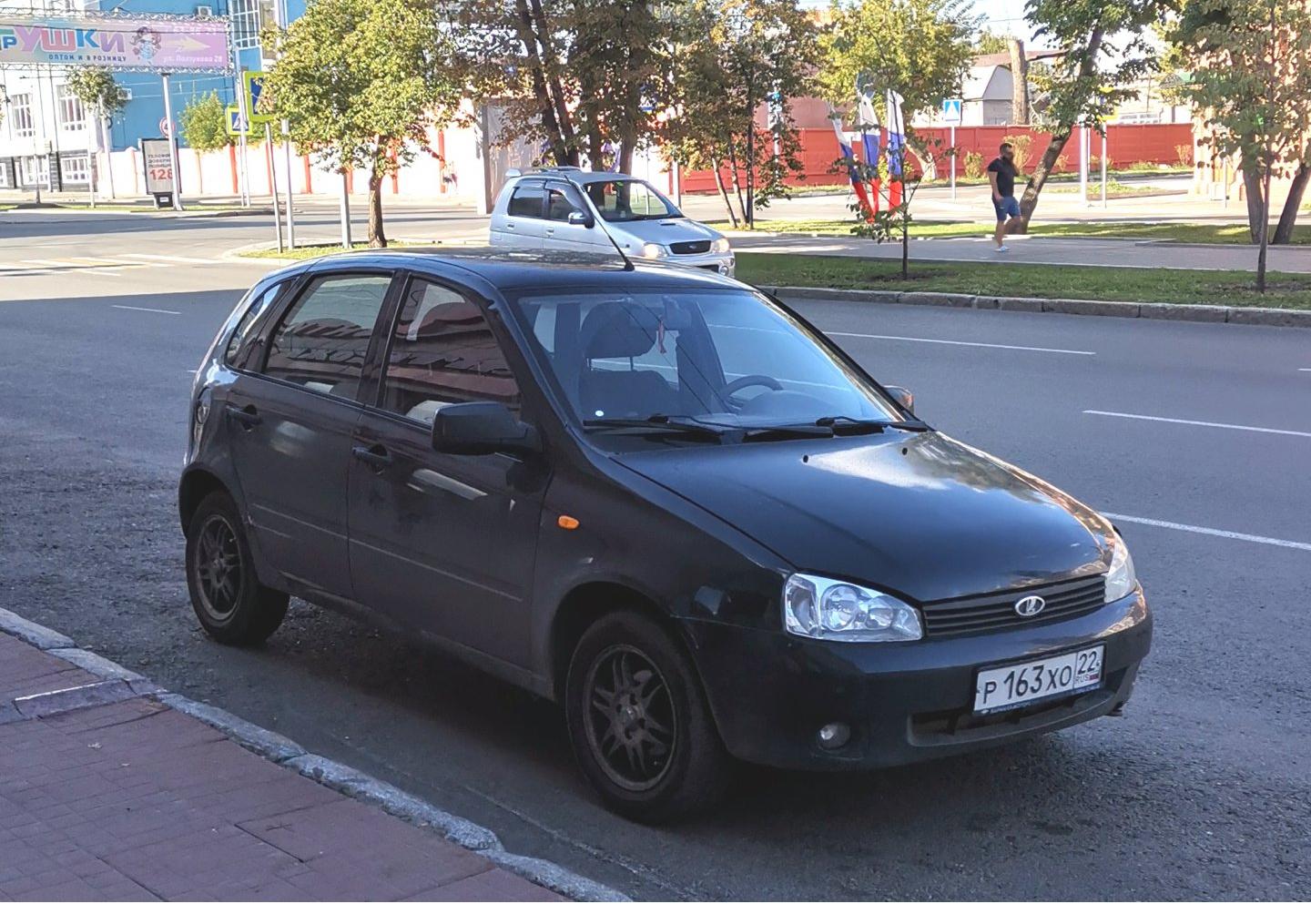 Автомобиль госномер Р163ХО22