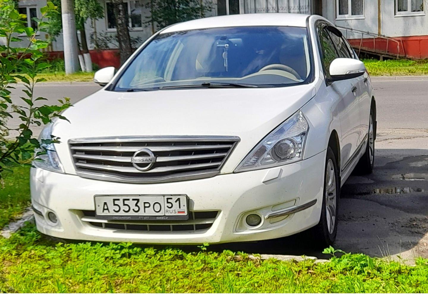 Автомобиль госномер А553РО51
