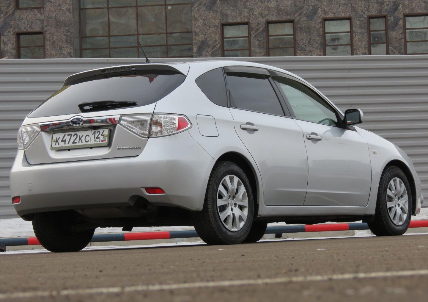 Автомобиль госномер К472КС124