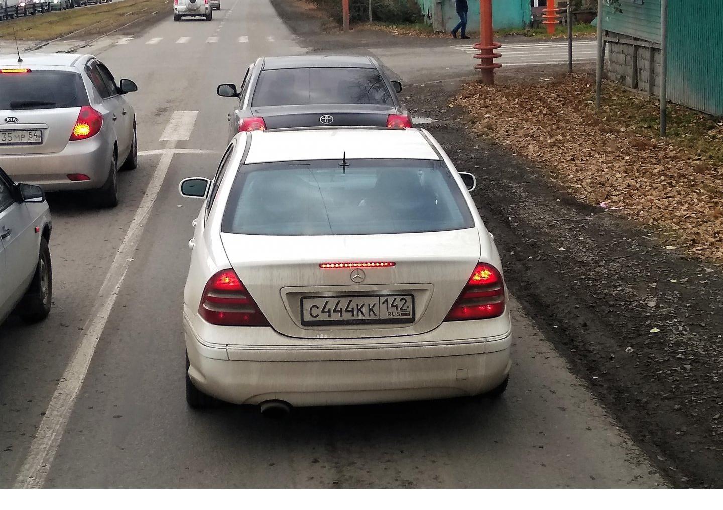 Автомобиль госномер С444КК142