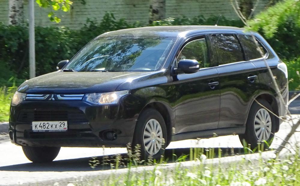 Автомобиль госномер К482КХ29