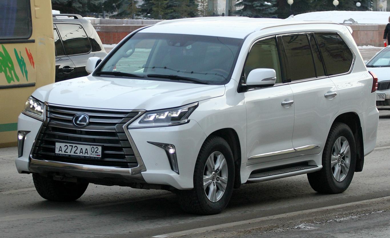 Автомобиль госномер А272АА02