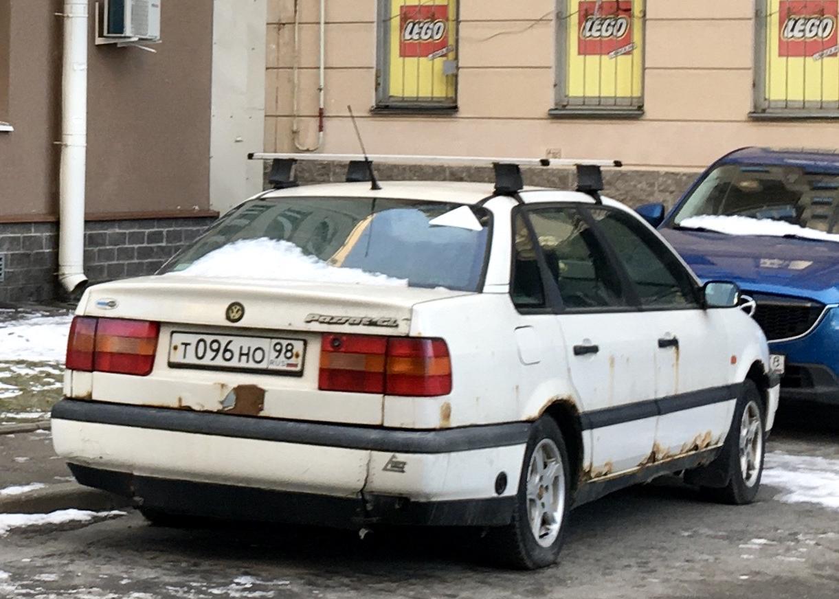 Автомобиль госномер Т096НО98