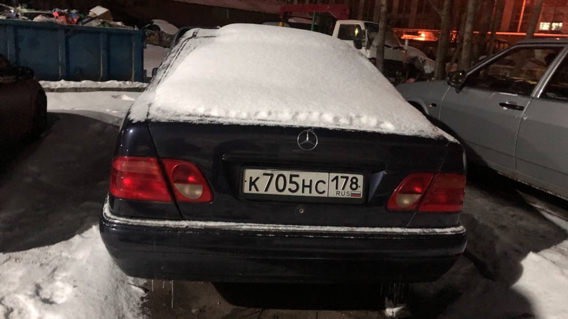 Автомобиль госномер К705НС178