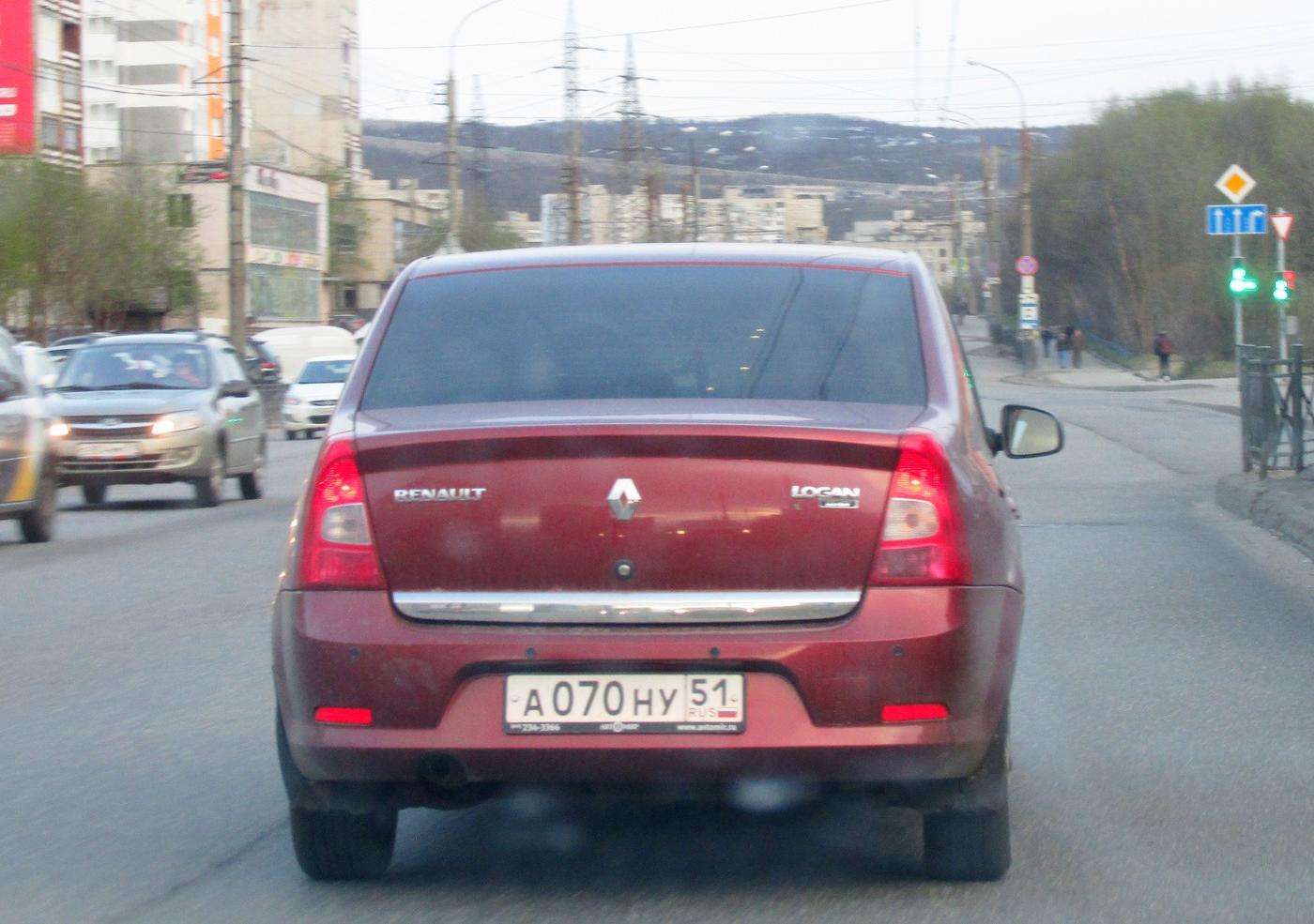 Автомобиль госномер А070НУ51