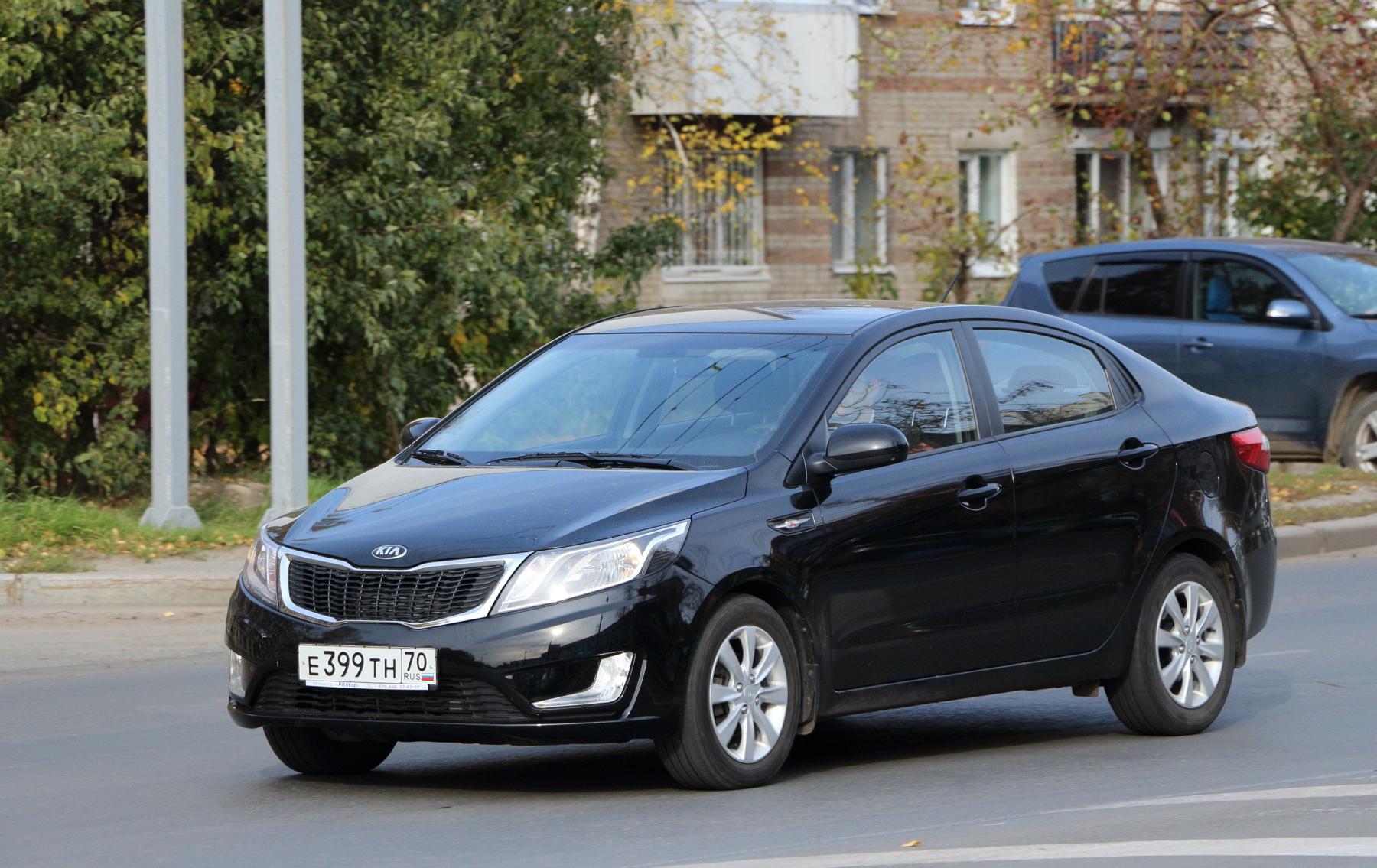 Автомобиль госномер Е399ТН70