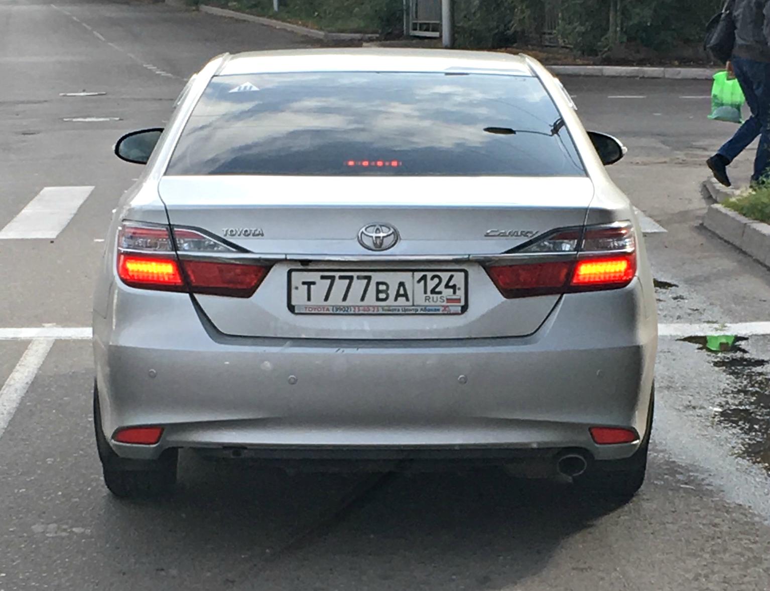 Автомобиль госномер Т777ВА124