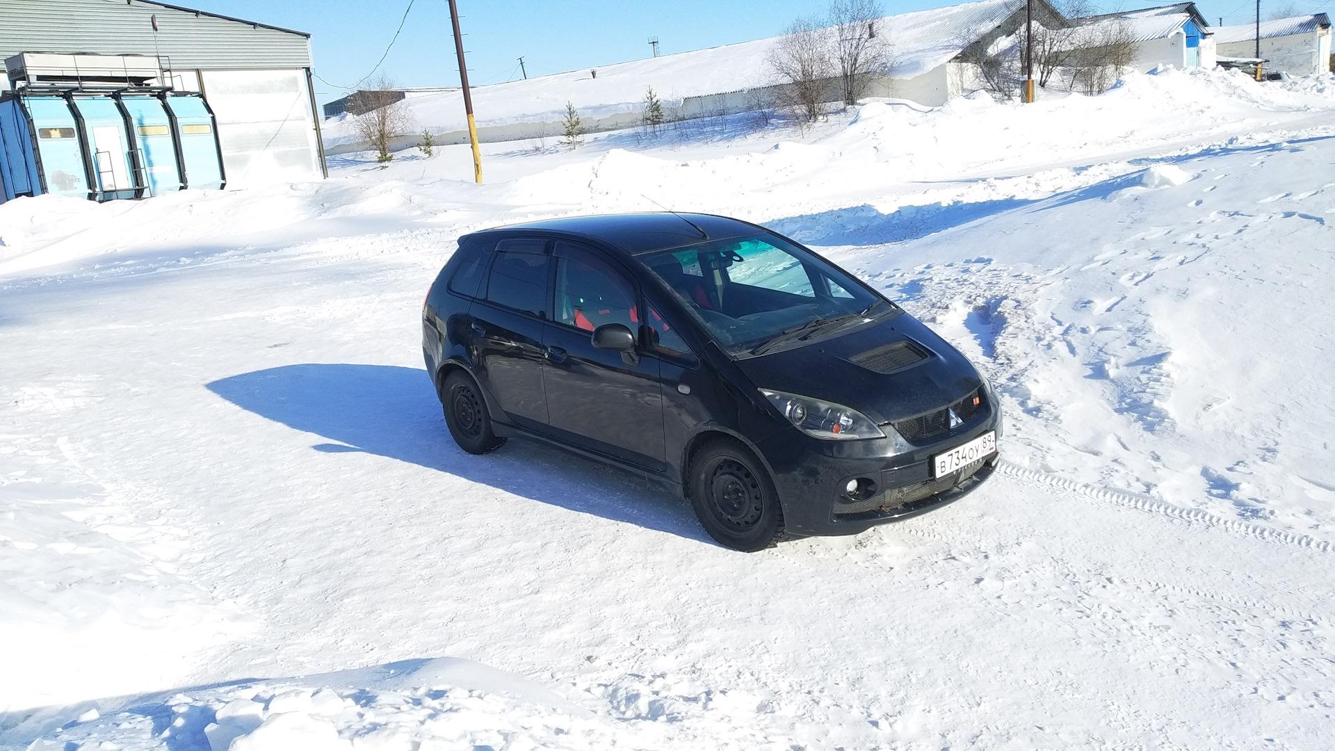 Автомобиль госномер В734ОУ89
