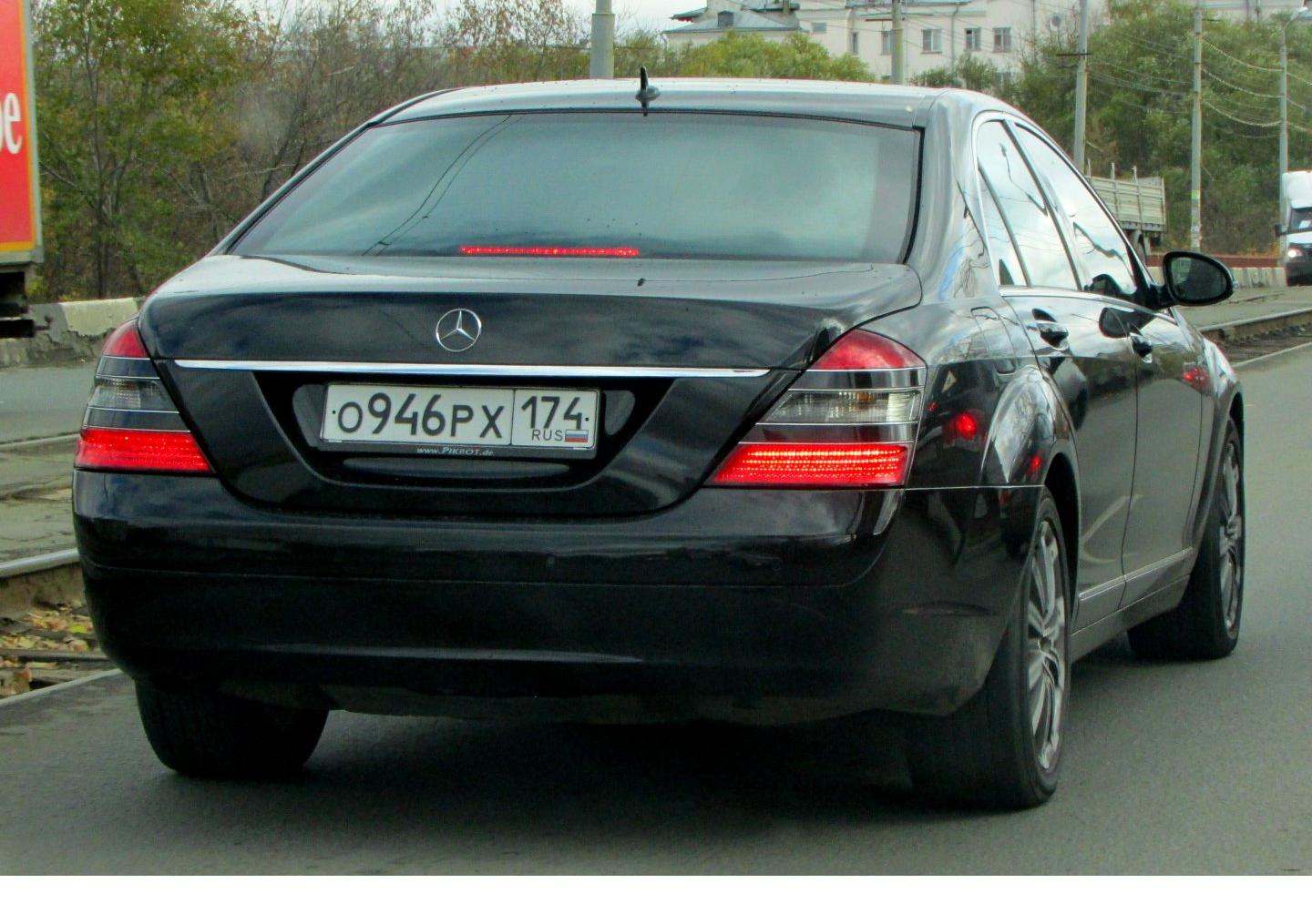 Автомобиль госномер О946РХ174