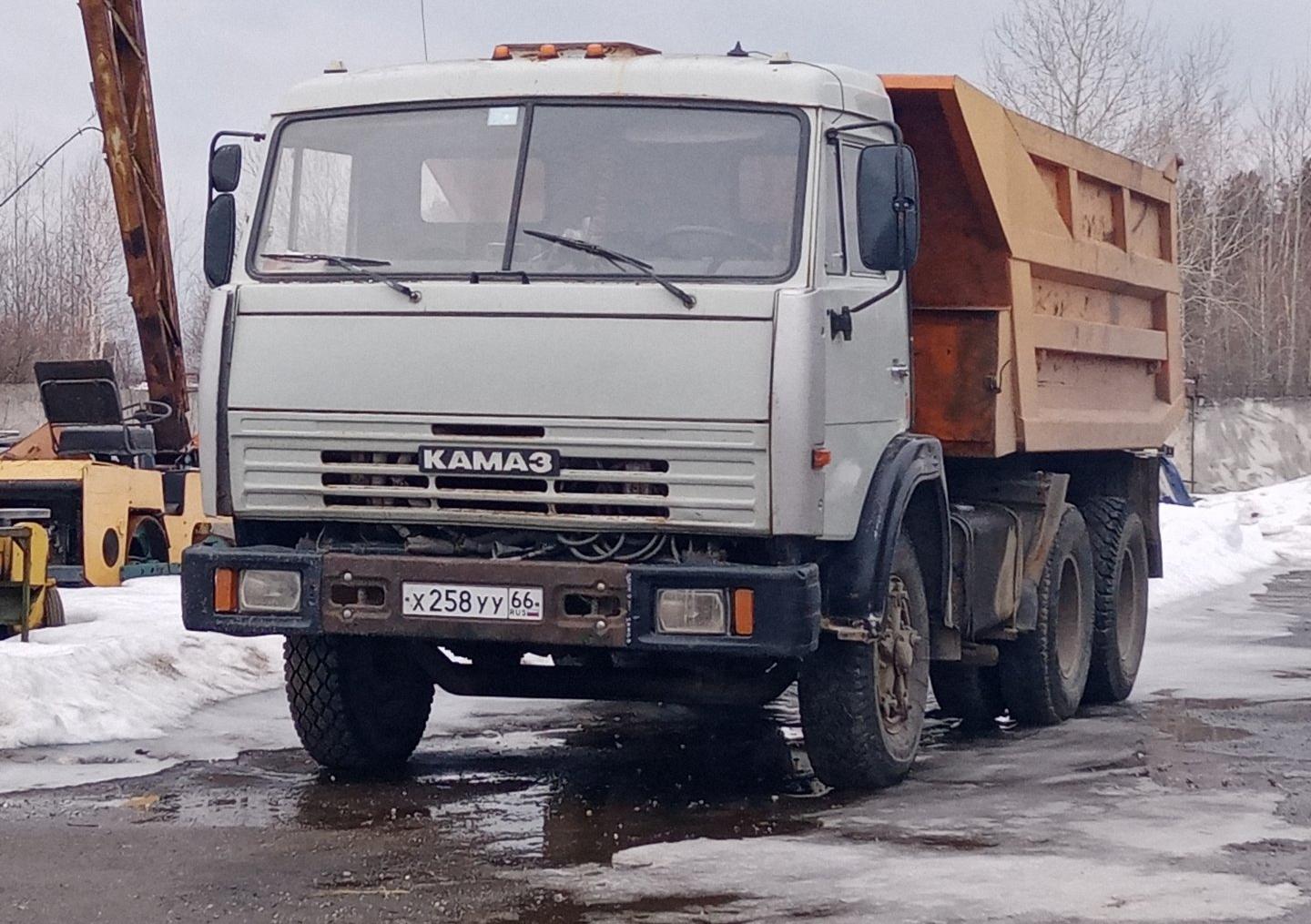 Автомобиль госномер Х258УУ66