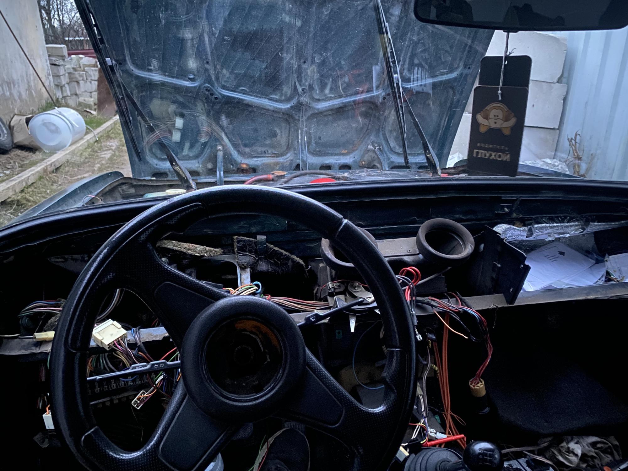 Автомобиль госномер О632ОМ790