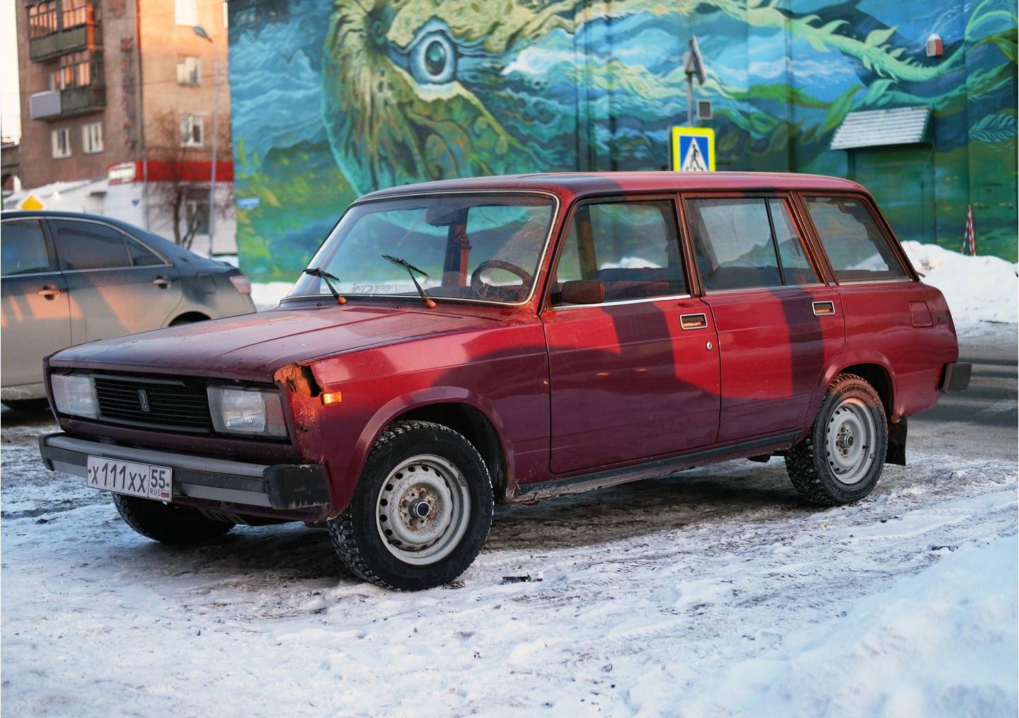 Автомобиль госномер Х111ХХ55