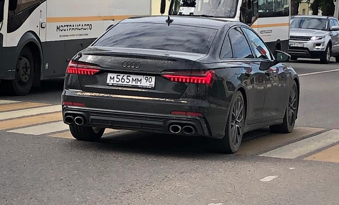 Автомобиль госномер М565ММ90