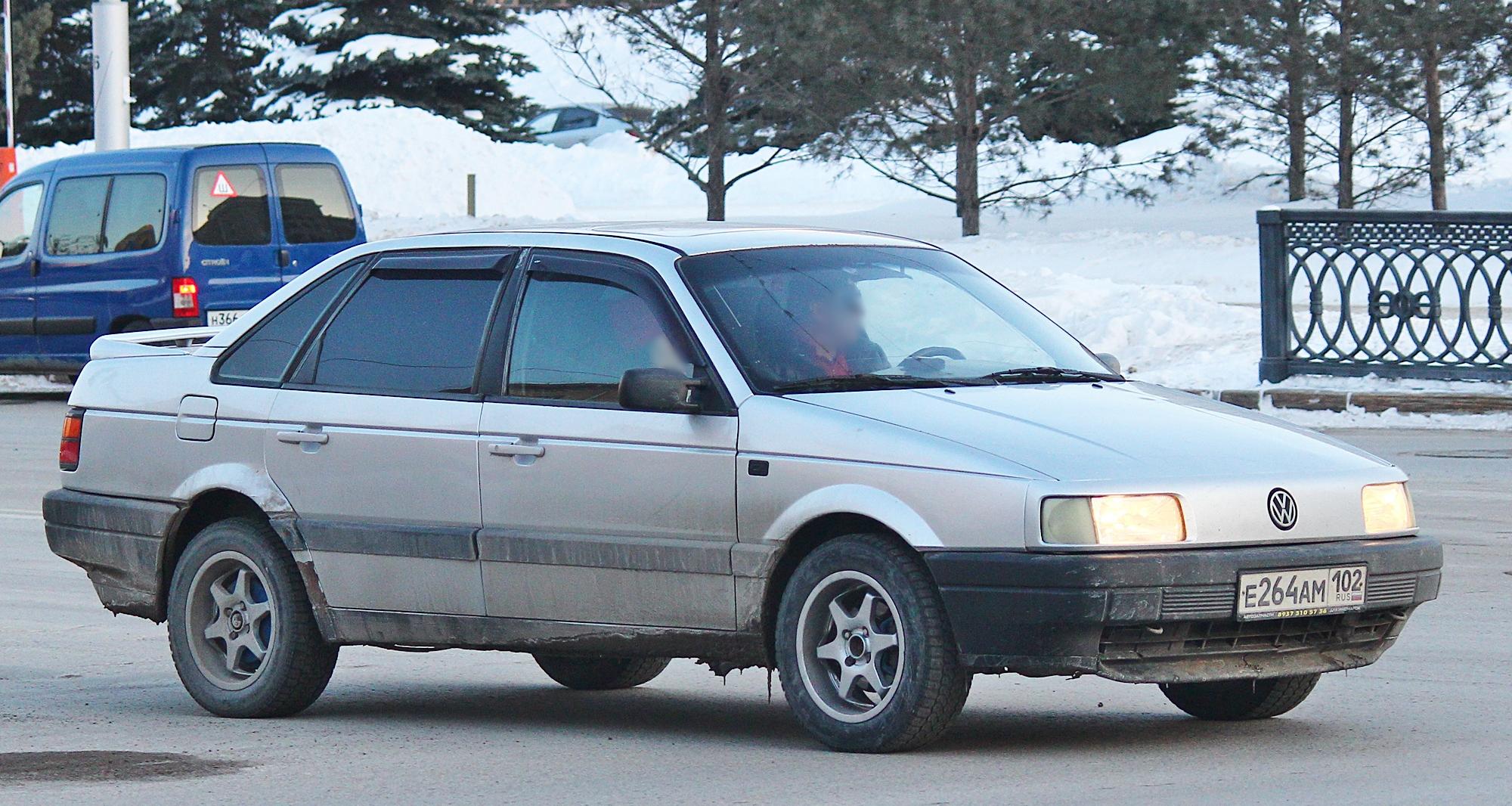Автомобиль госномер Е264АМ102
