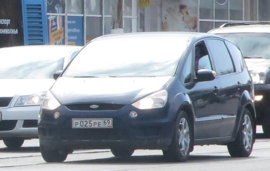 Автомобиль госномер Р025РЕ69