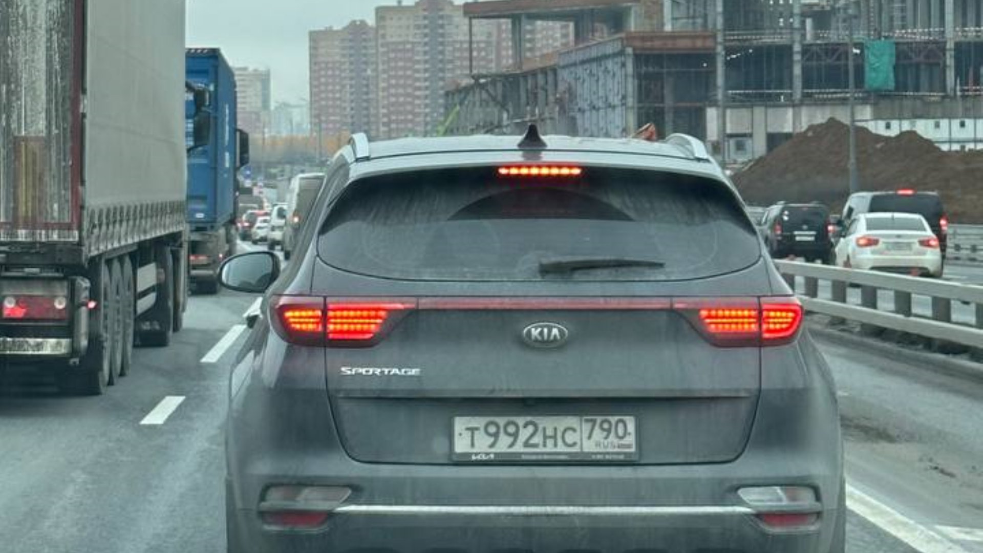 Автомобиль госномер Т992НС790