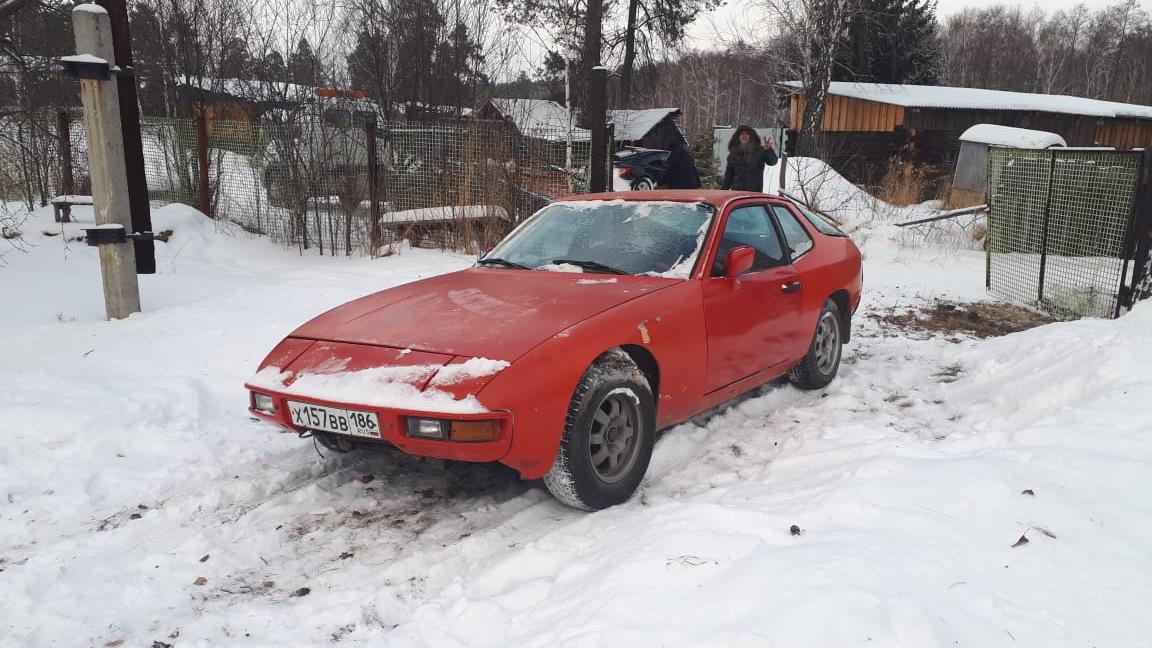 Автомобиль госномер Х157ВВ186
