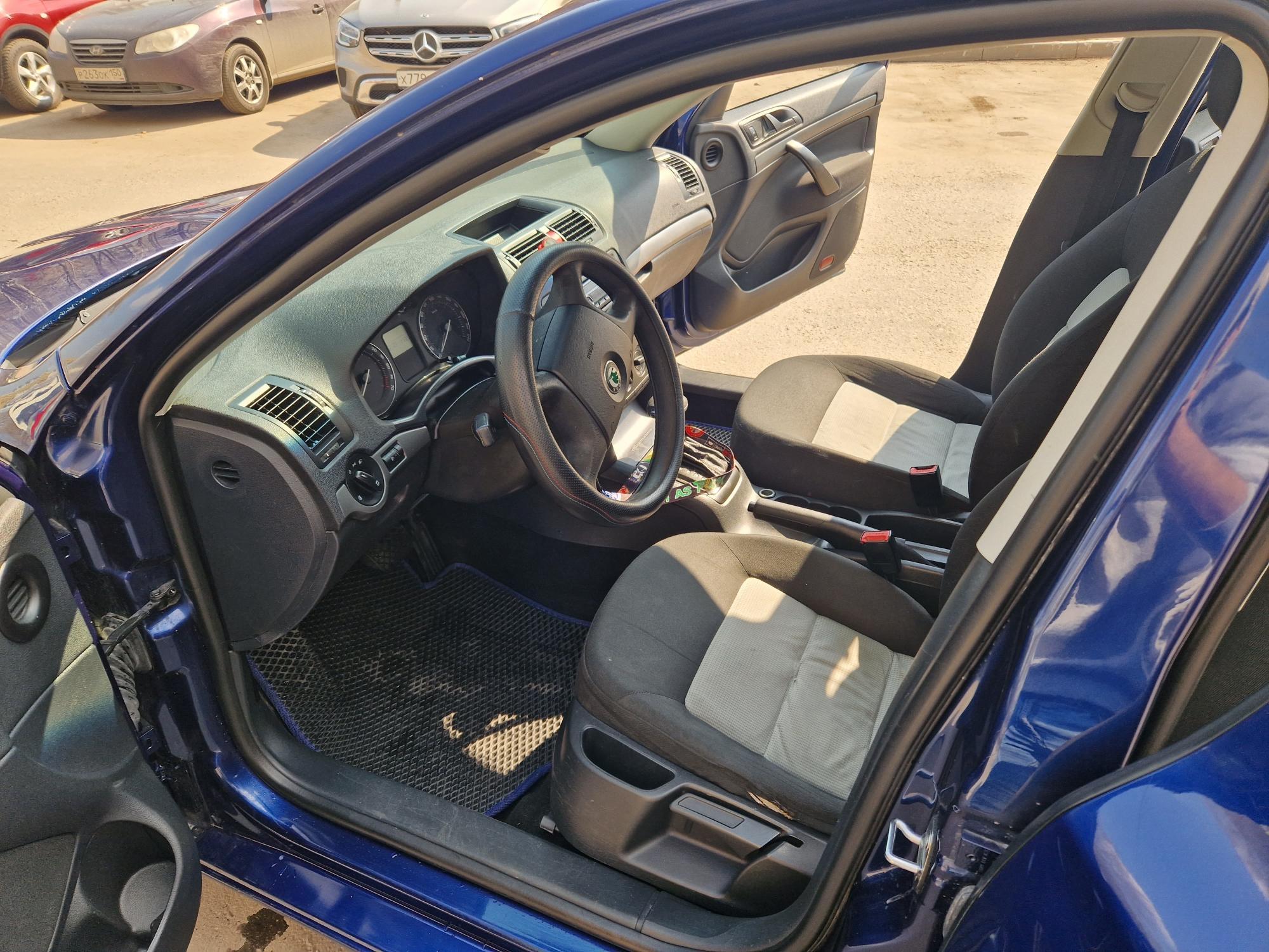 Автомобиль госномер Х779ВВ750