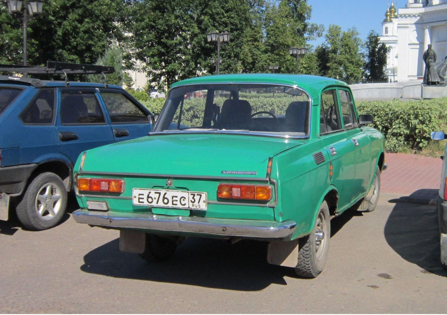 Автомобиль госномер Е676ЕС37