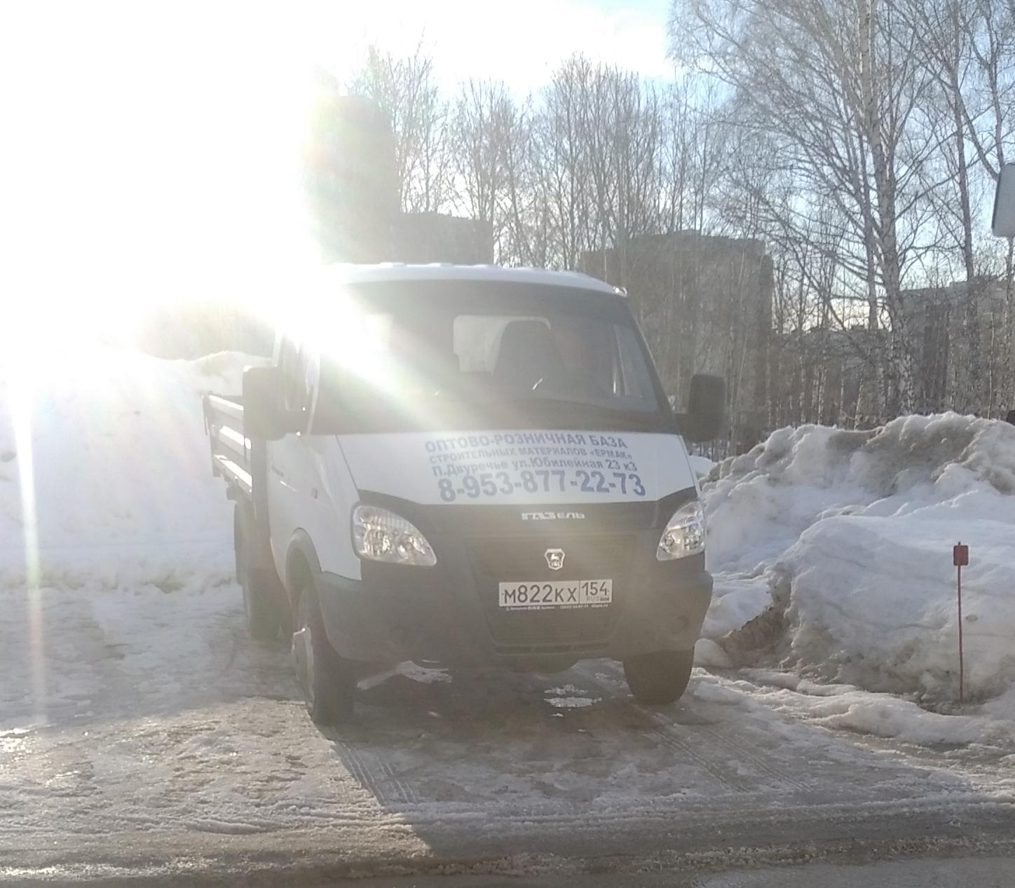 Автомобиль госномер М822КХ154