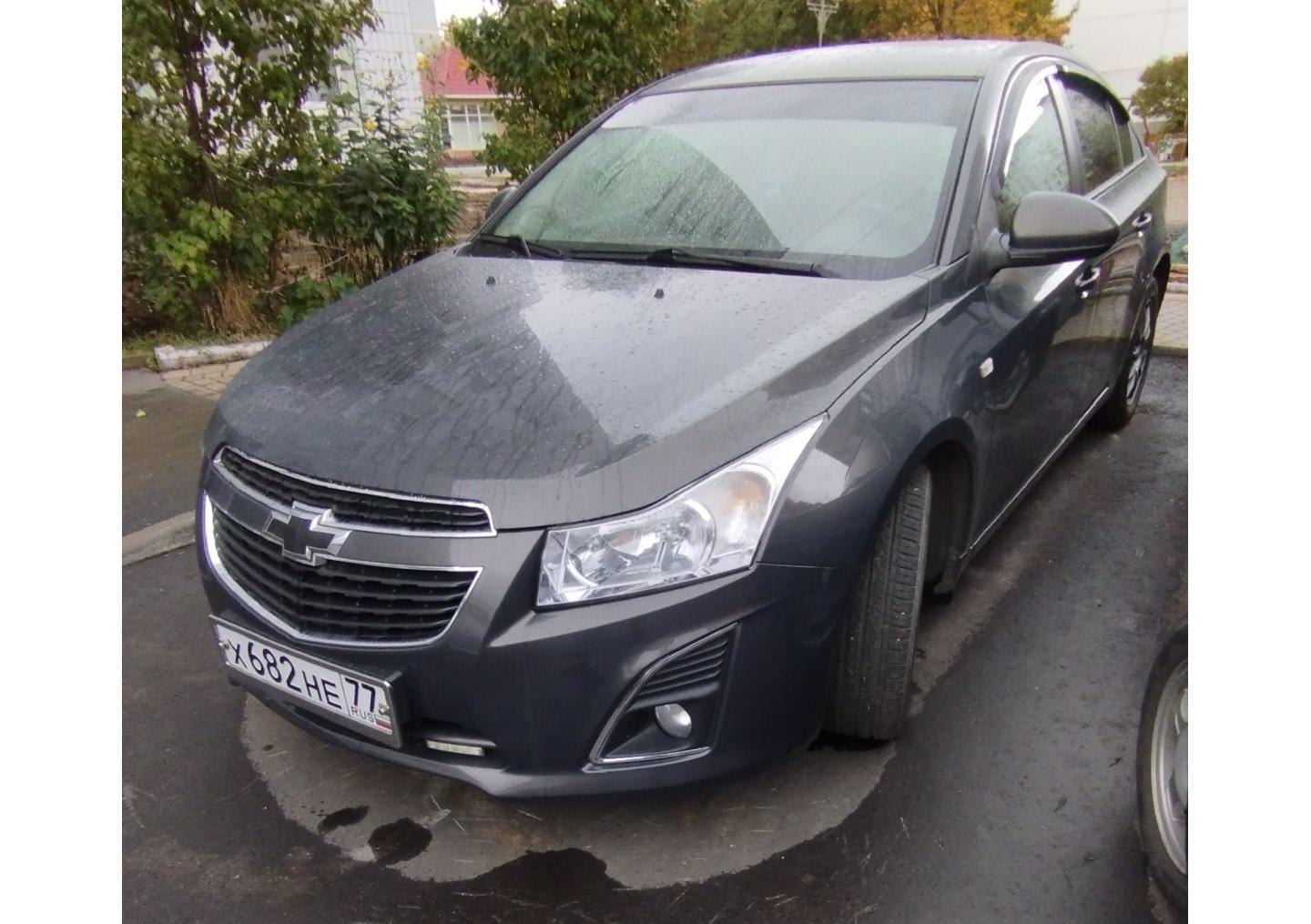 Автомобиль госномер Х682НЕ77
