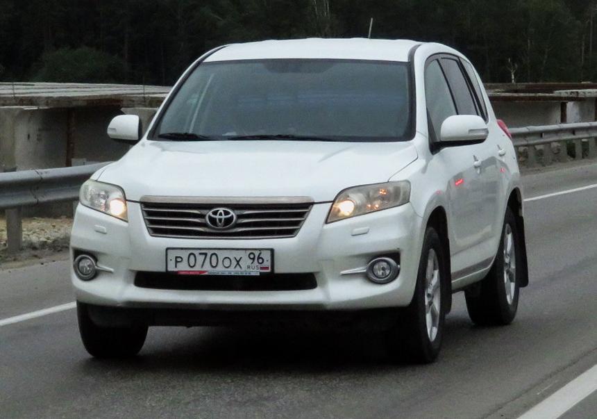 Автомобиль госномер Р070ОХ96