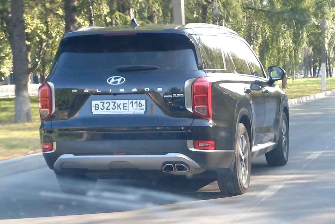 Автомобиль госномер В323КЕ116