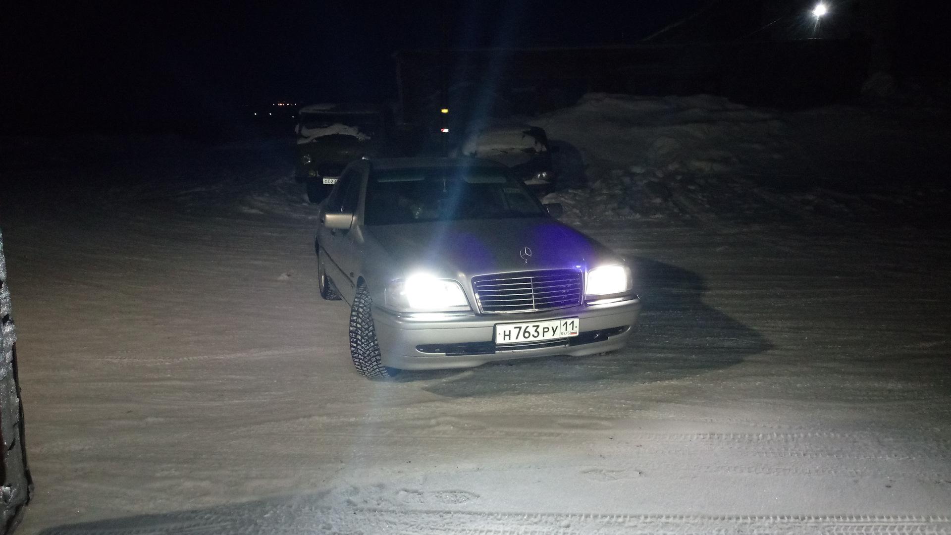 Автомобиль госномер Н763РУ11