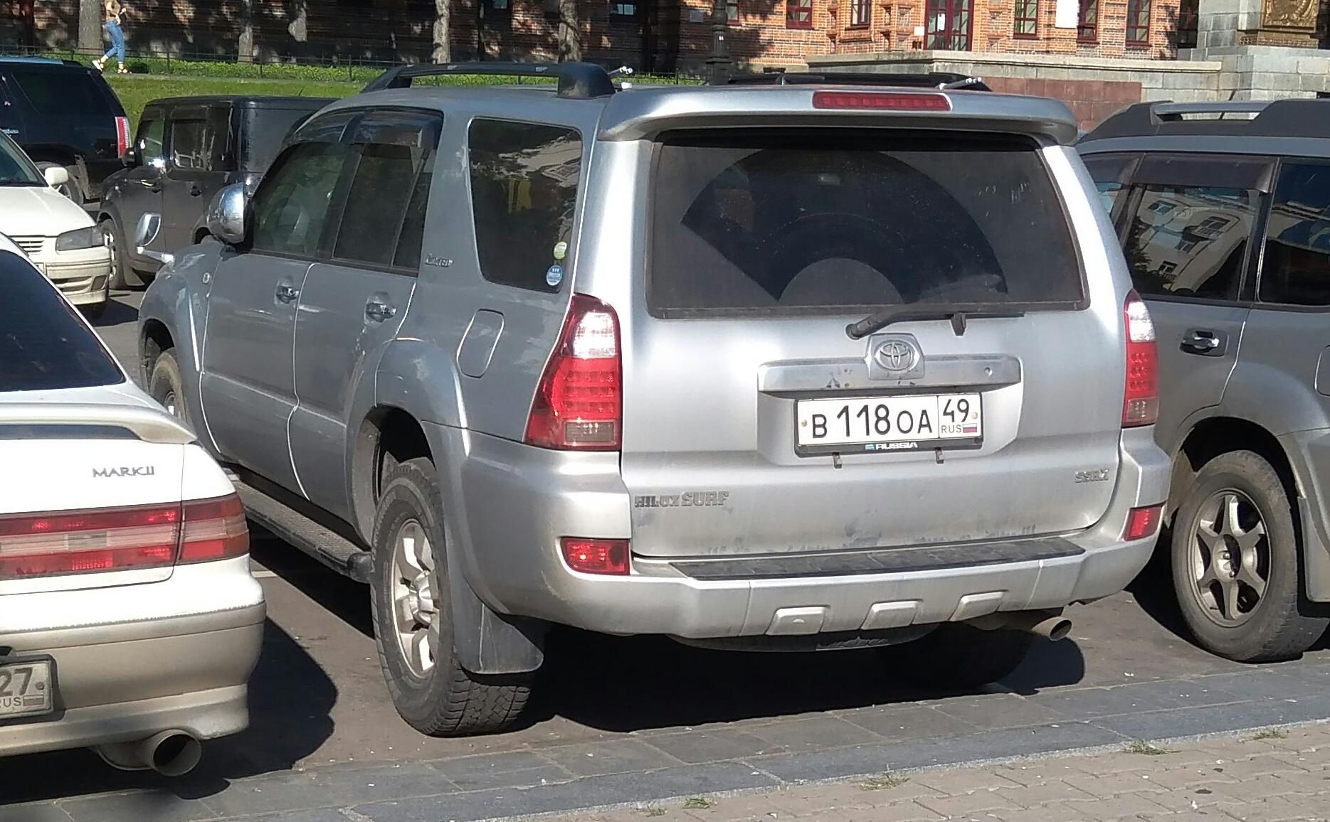 Автомобиль госномер В118ОА49