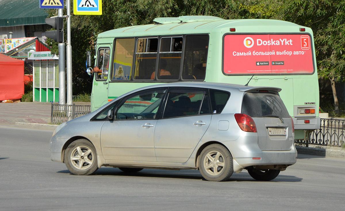 Автомобиль госномер Е283СК75