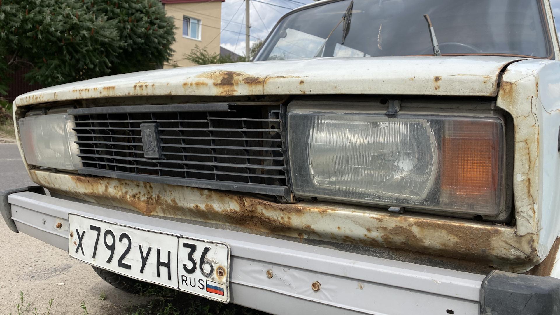 Автомобиль госномер Х792УН36