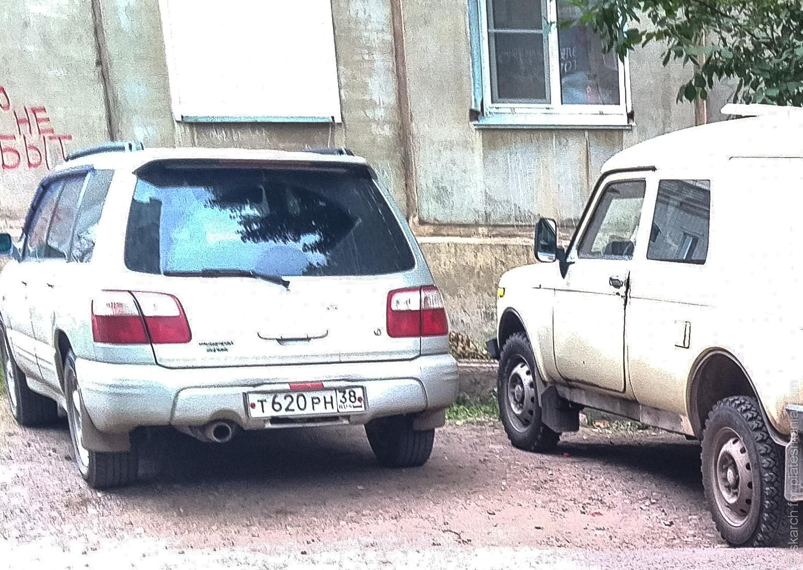 Автомобиль госномер Т620РН38