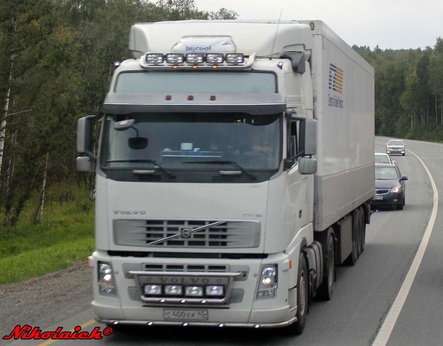 Автомобиль госномер С400ЕК45