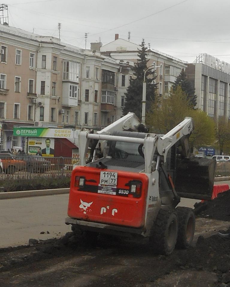 Автомобиль госномер 1194РМ77