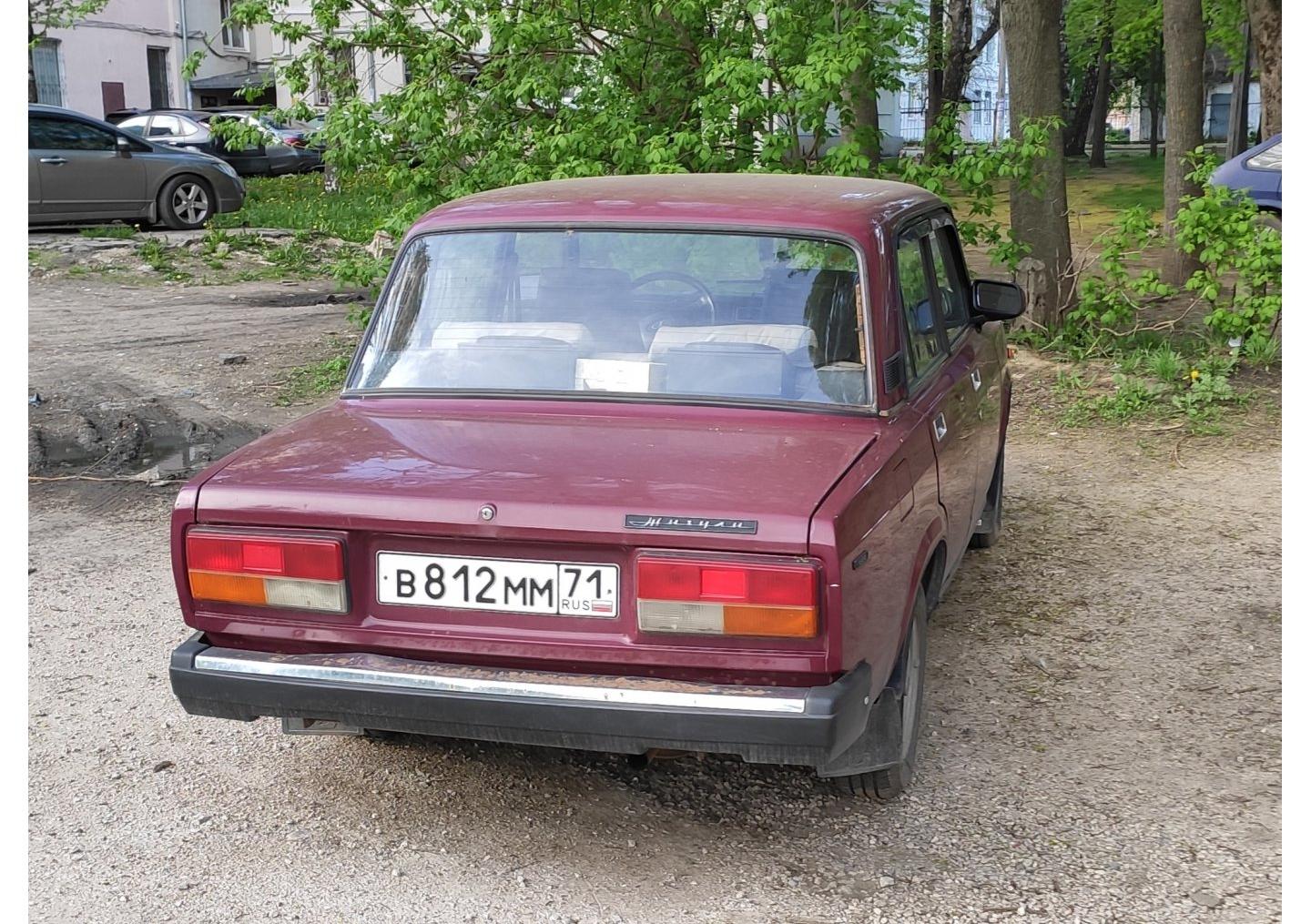 Автомобиль госномер В812ММ71