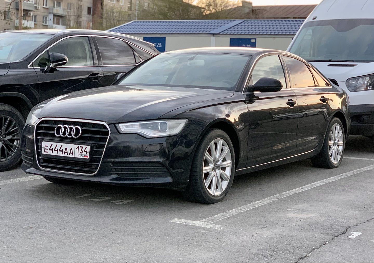 Автомобиль госномер Е444АА134