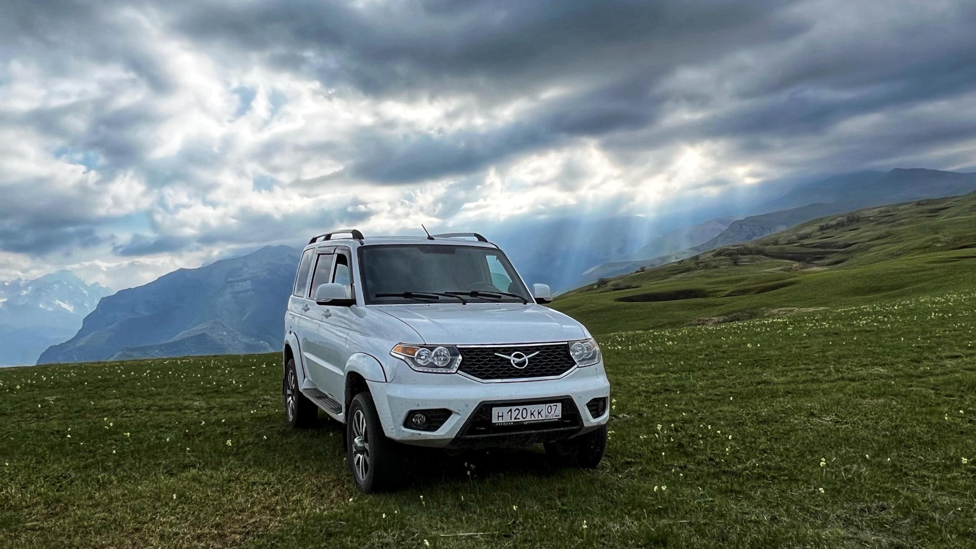 Автомобиль госномер Н120КК07